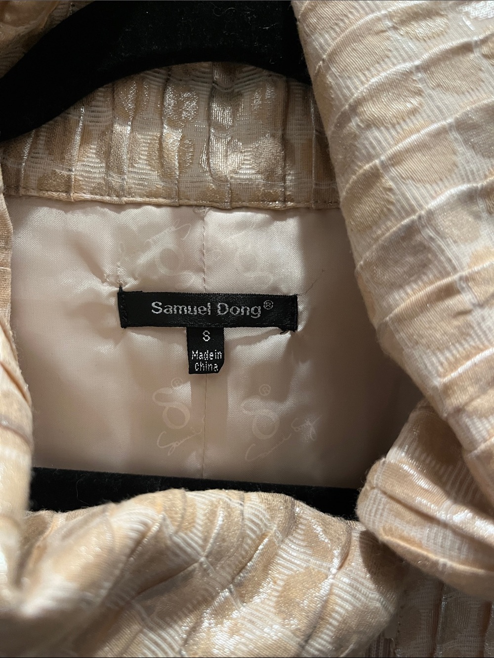 Samuel Dong Cream Shimmery Textured Blazer